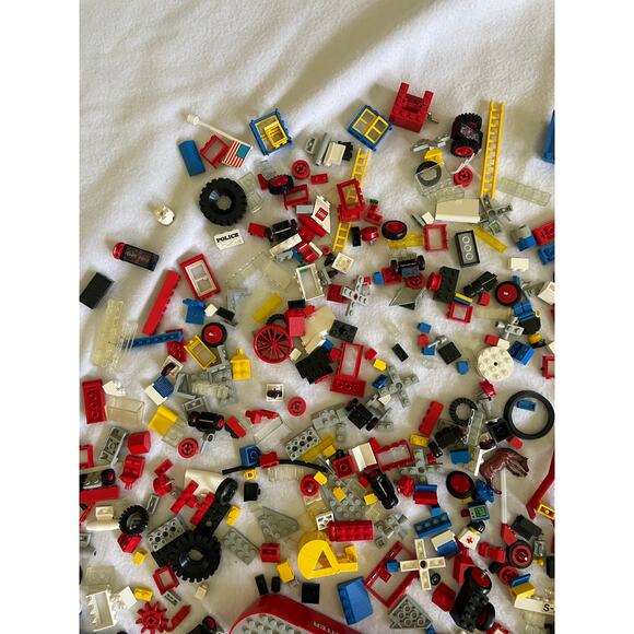 Lot of Legos Original Structors Ship Wheels Boat Lego Characters - Picture 12 of 16